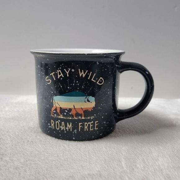 Design Clique Stay Wild Roam Free Buffalo Gray Speckled Coffee Cup Mug 12 Oz - Picture 1 of 9